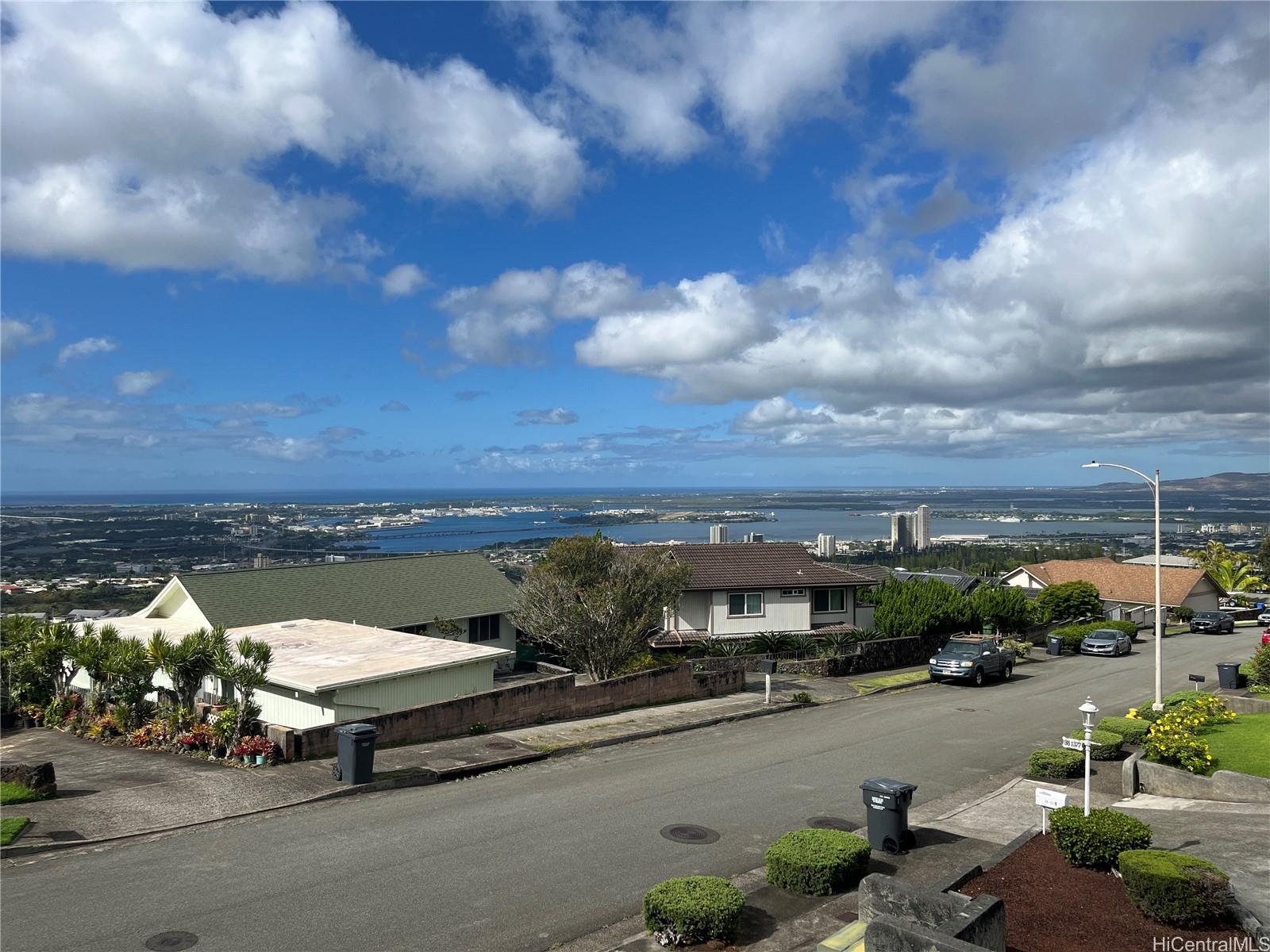 98-1371 Kaonohi Street