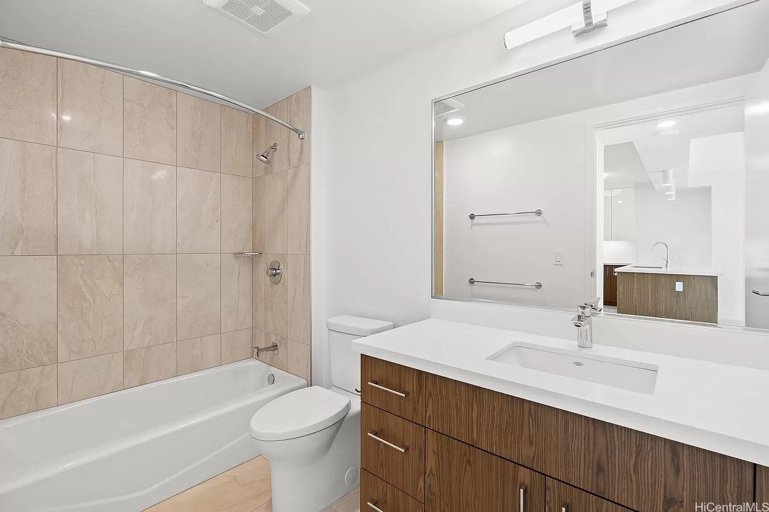 629 Keeaumoku Street  Unit 1710