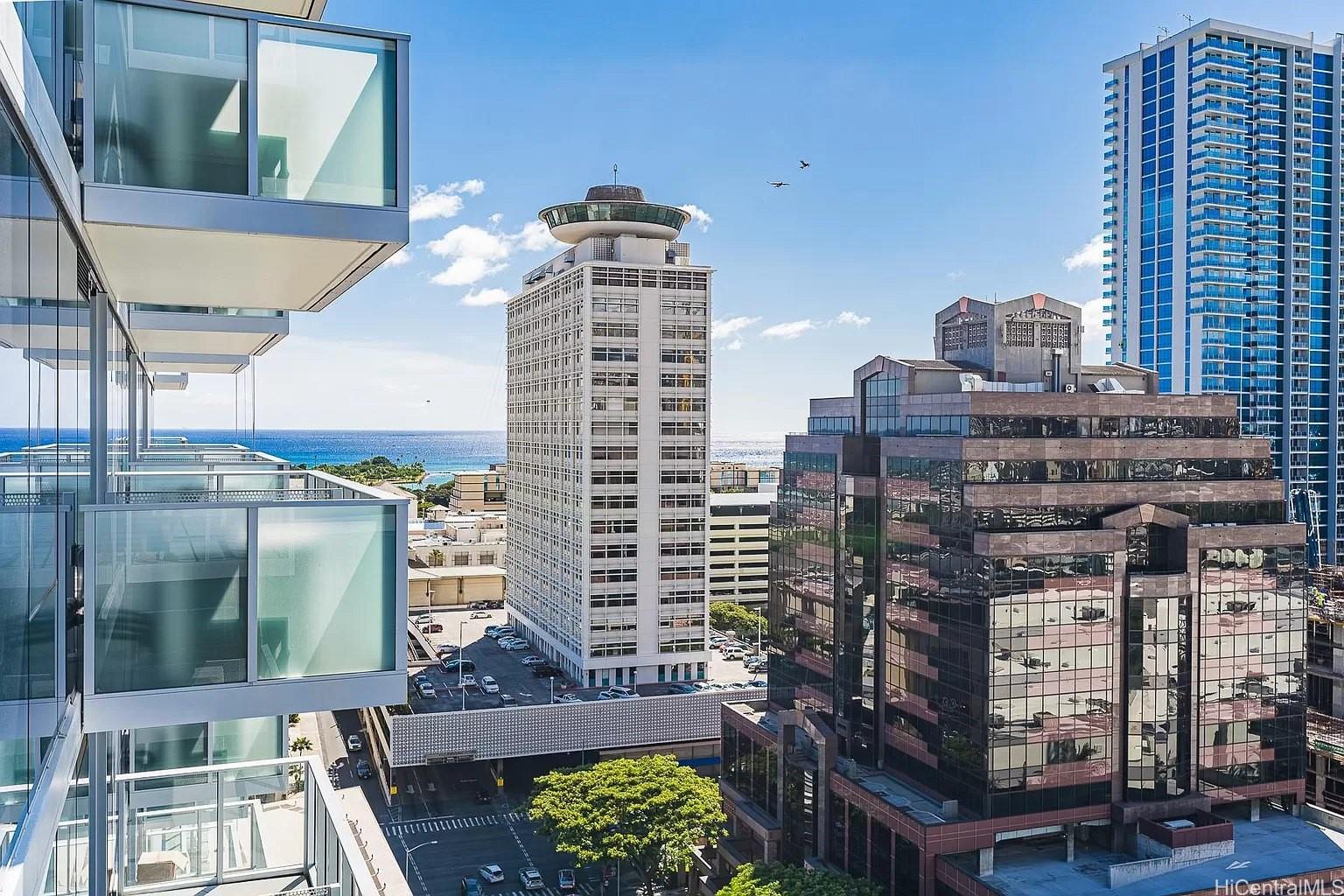 629 Keeaumoku Street  Unit 1710