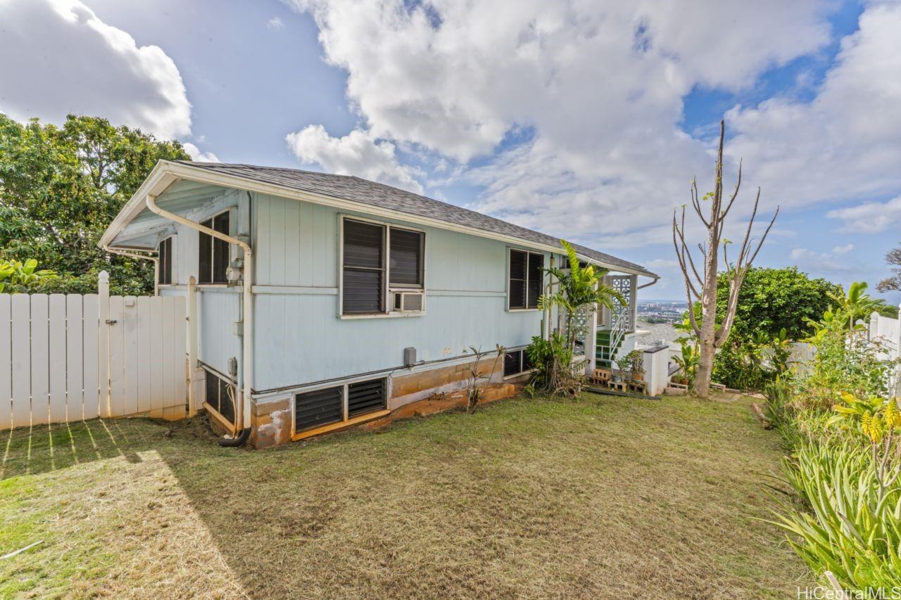 99769 Aiea Heights Drive Aiea HI 96701 listed 01262024