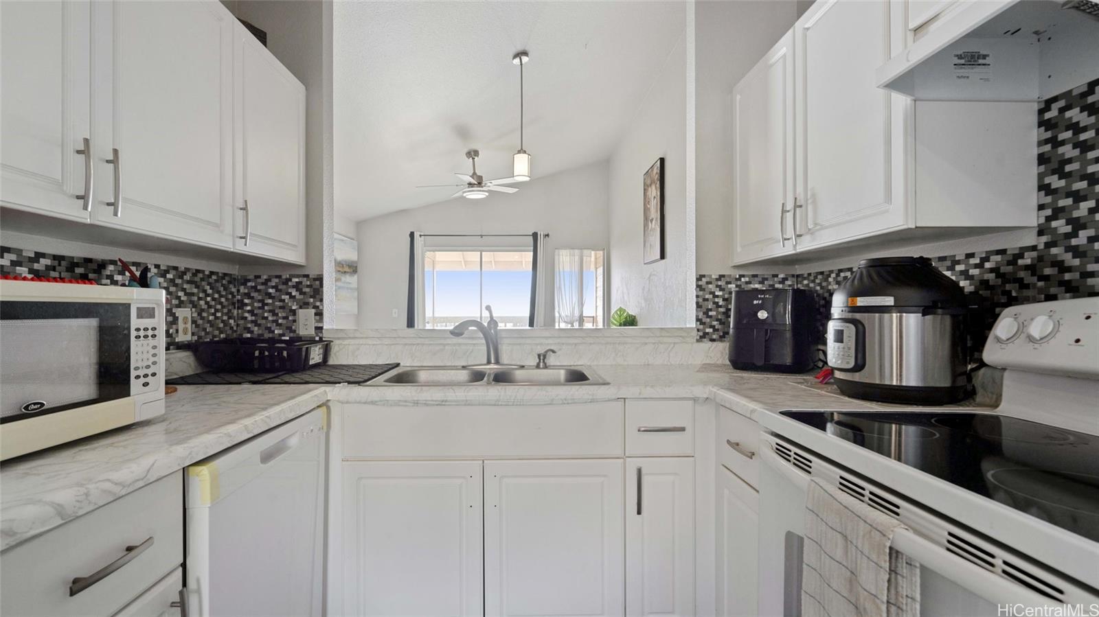 92-1240 Palahia Street  Unit U205