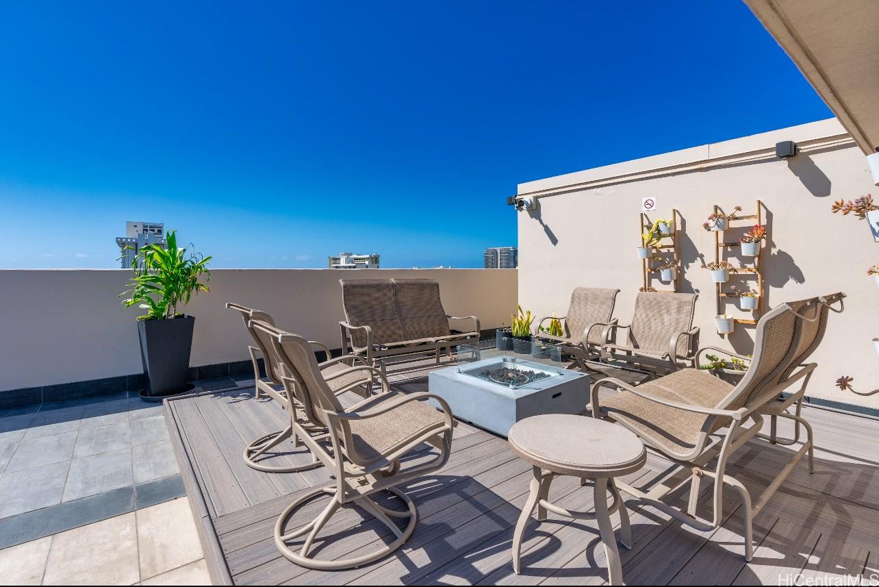 2345 Ala Wai Boulevard  Unit 1518