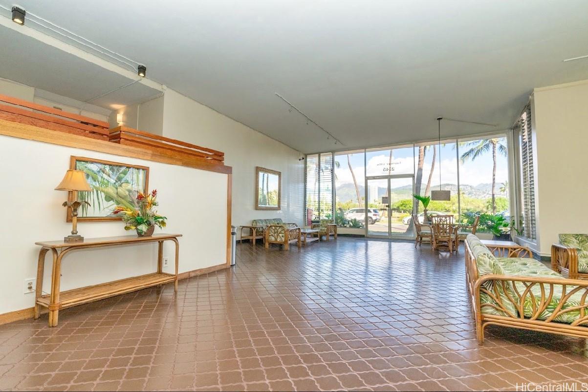 2345 Ala Wai Boulevard  Unit 1518