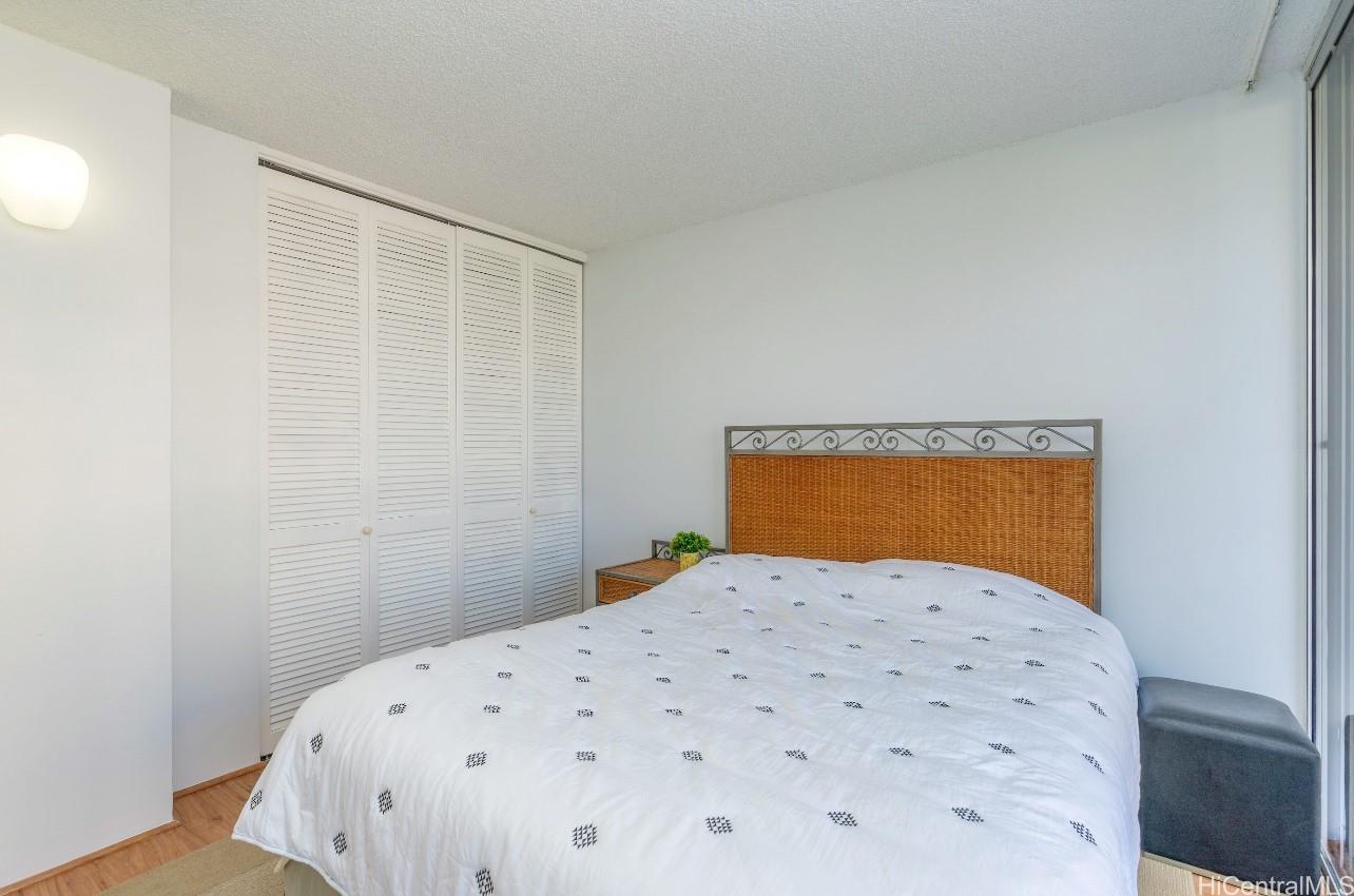 2345 Ala Wai Boulevard  Unit 1518