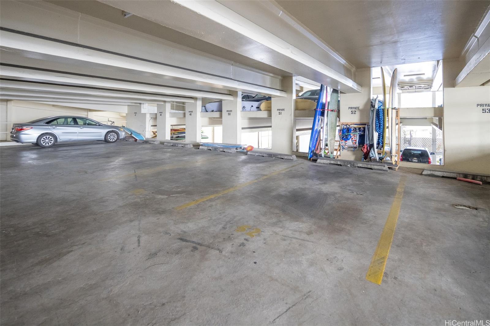 2500 Kalakaua Avenue  Unit 503