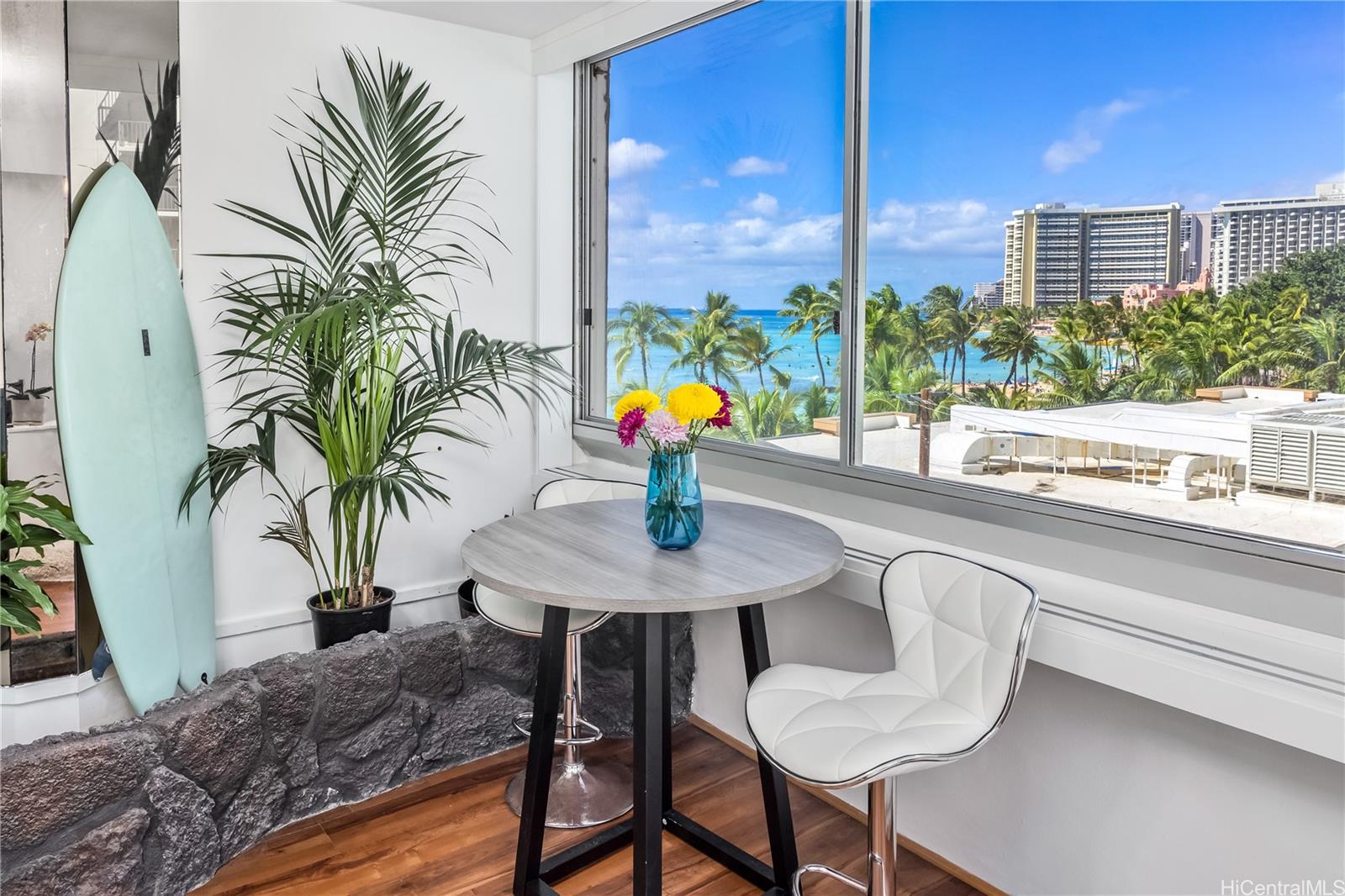 2500 Kalakaua Avenue  Unit 503