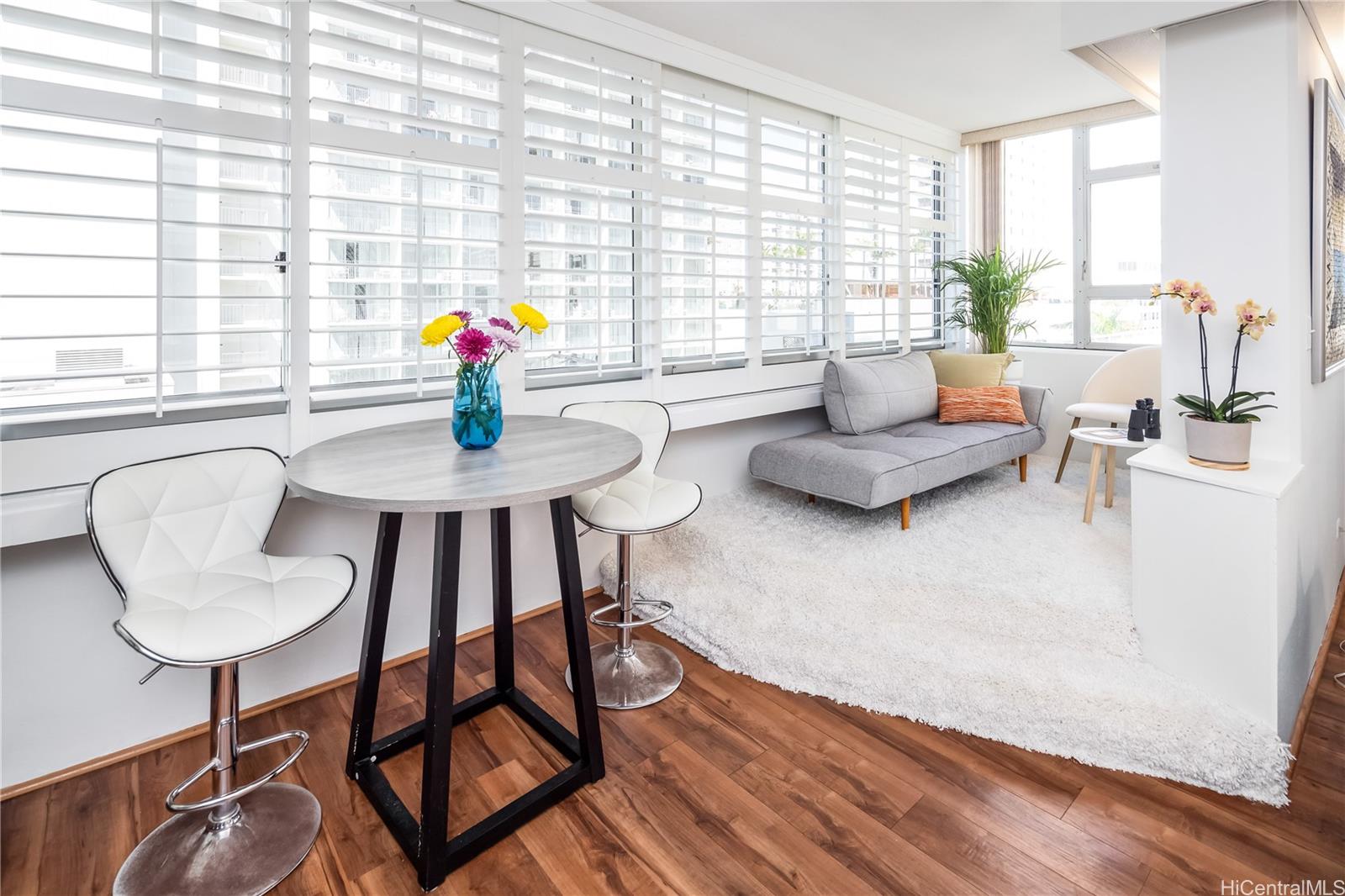 2500 Kalakaua Avenue  Unit 503