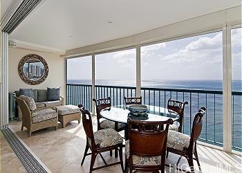 2877 Kalakaua Avenue  Unit 1004