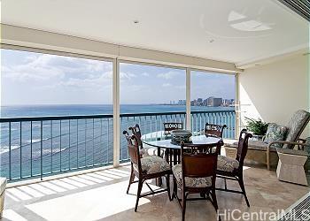 2877 Kalakaua Avenue  Unit 1004