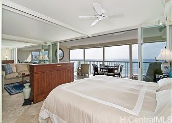2877 Kalakaua Avenue  Unit 1004