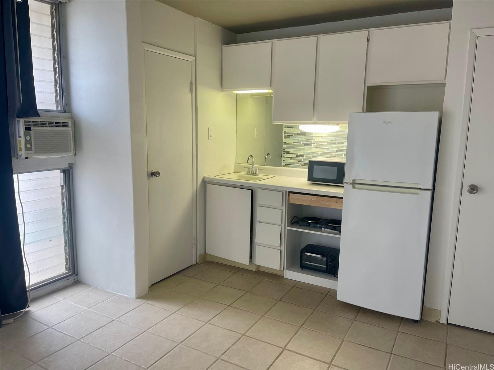 2509 Ala Wai Boulevard  Unit 1005