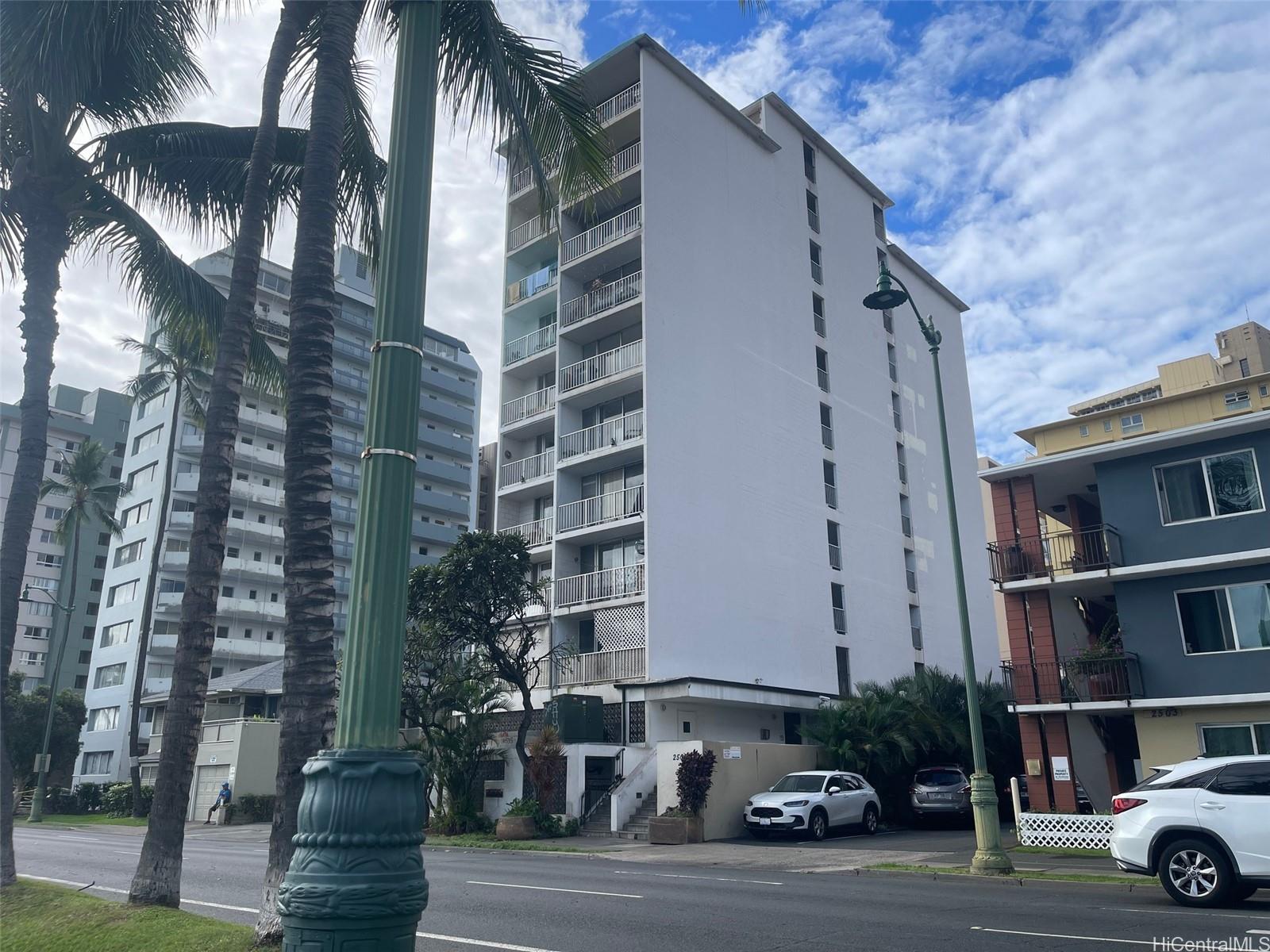 2509 Ala Wai Boulevard  Unit 1005