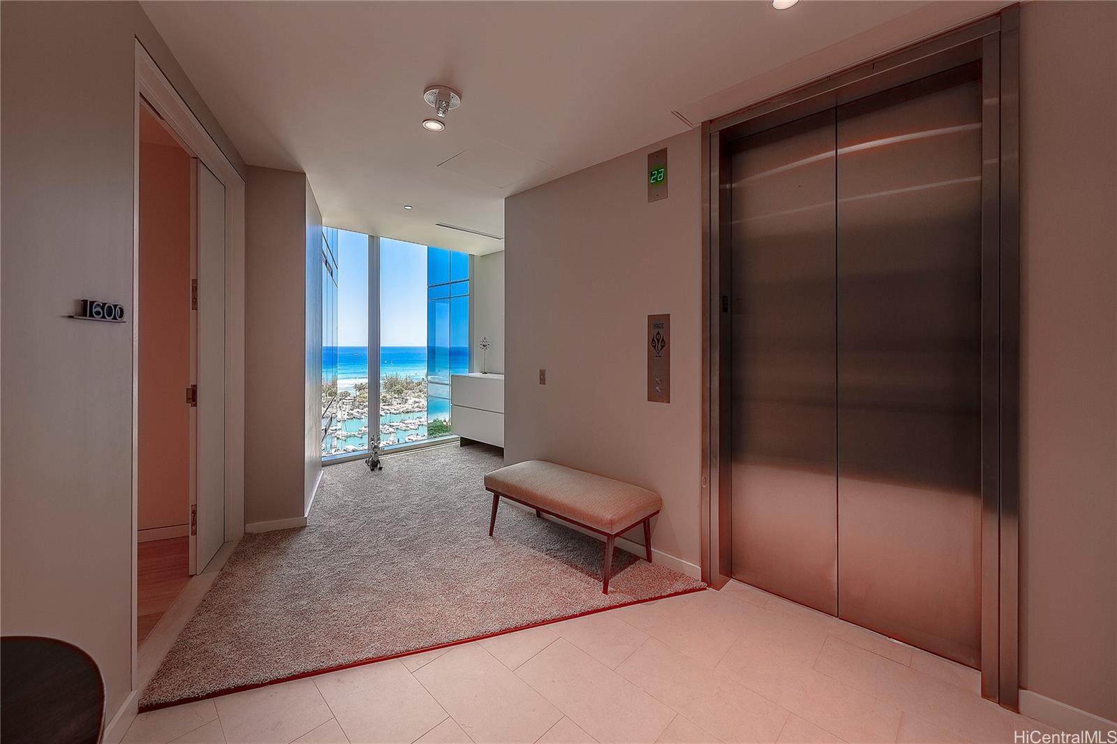 Photo 19 of 25