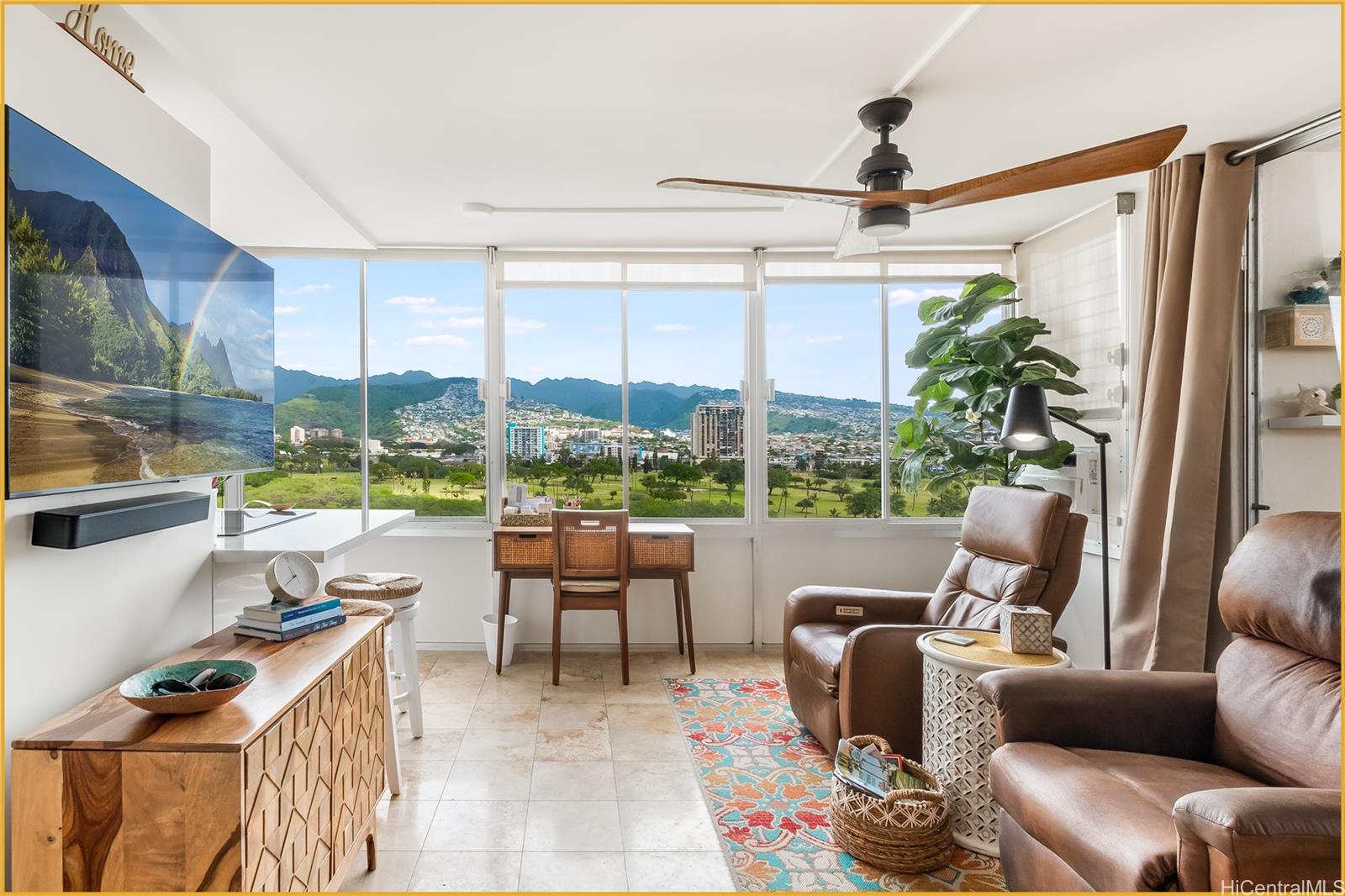 2415 Ala Wai Boulevard  Unit 1202