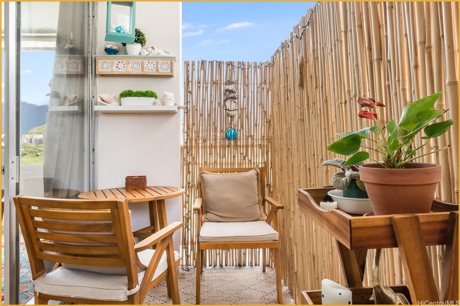 2415 Ala Wai Boulevard  Unit 1202