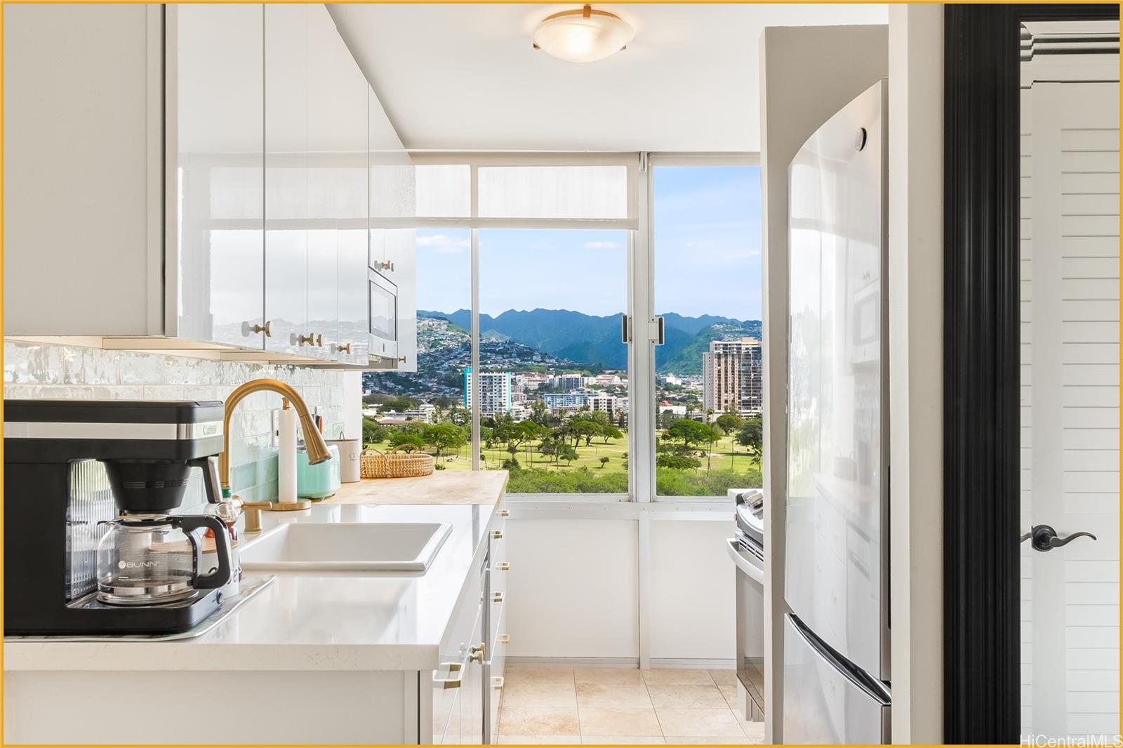 2415 Ala Wai Boulevard  Unit 1202