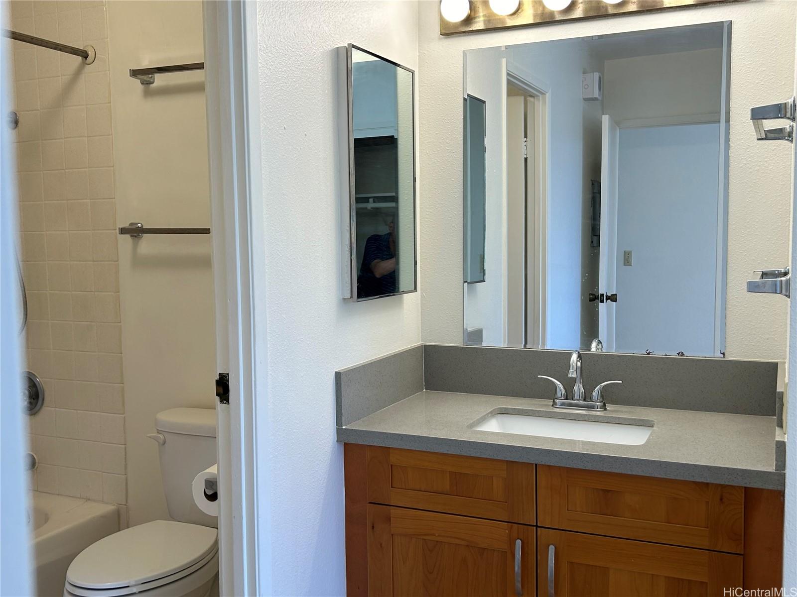 55 S Kukui Street  Unit #D312