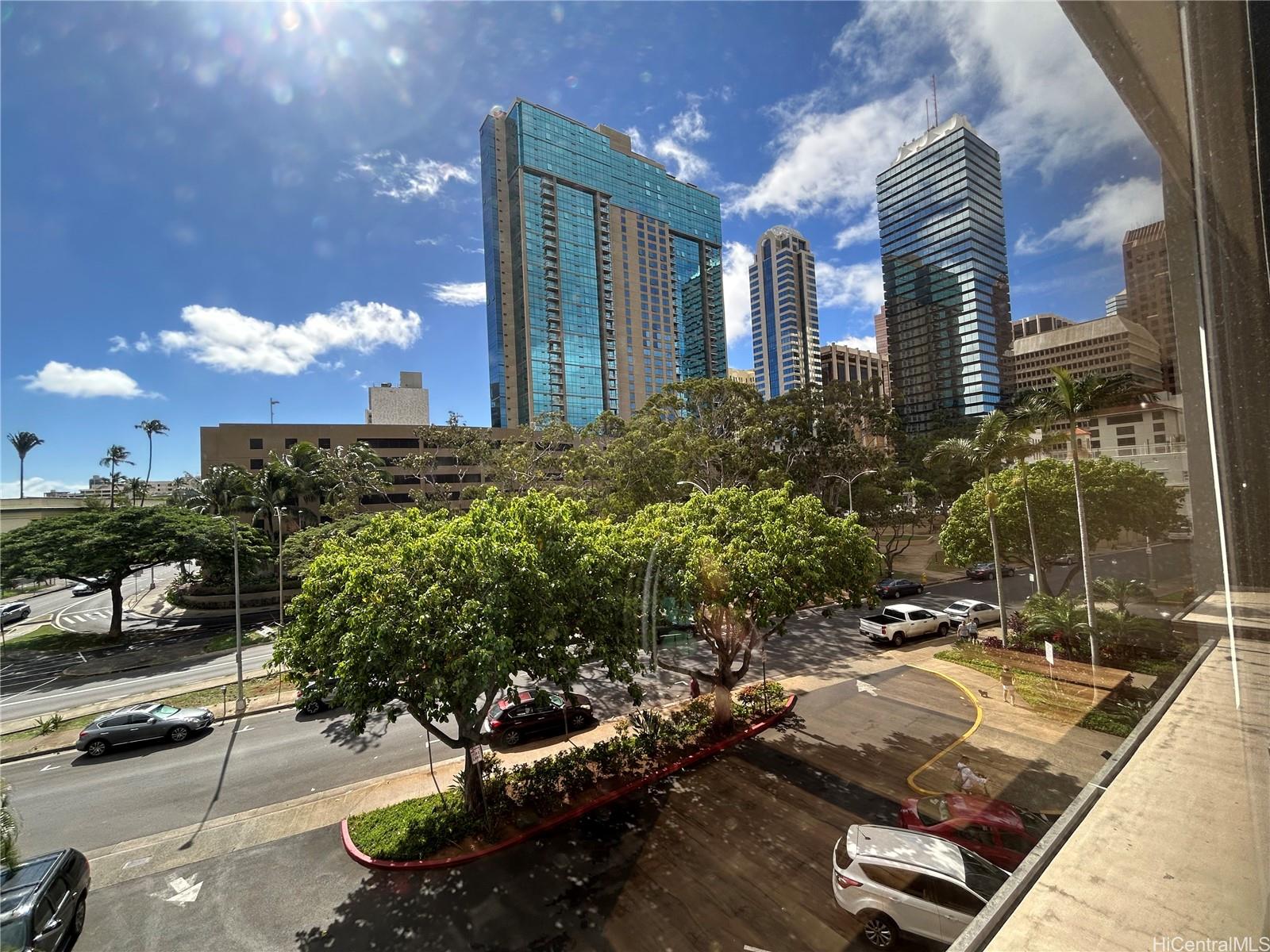 55 S Kukui Street  Unit #D312