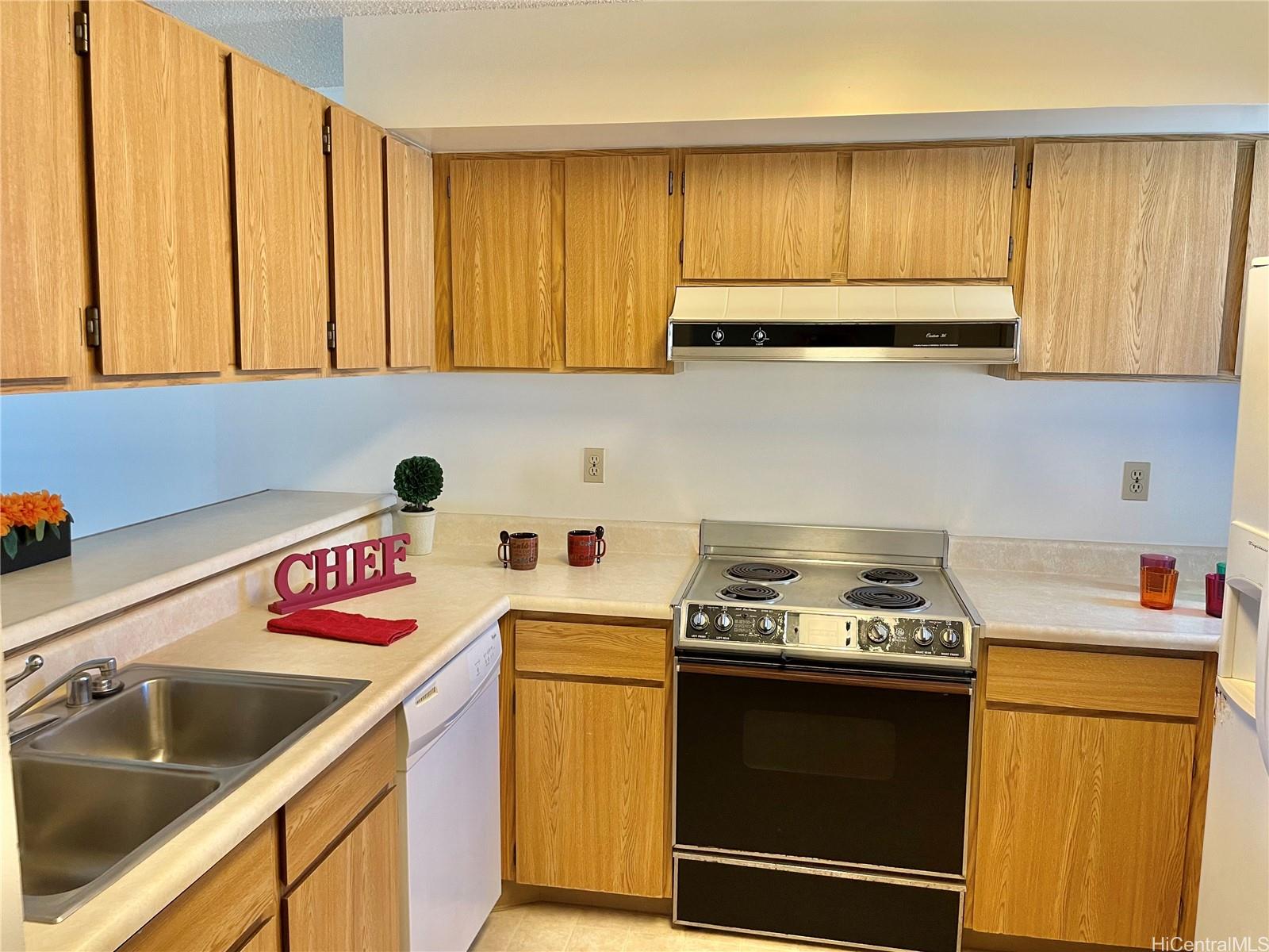 990 Ala Nanala Street 30A