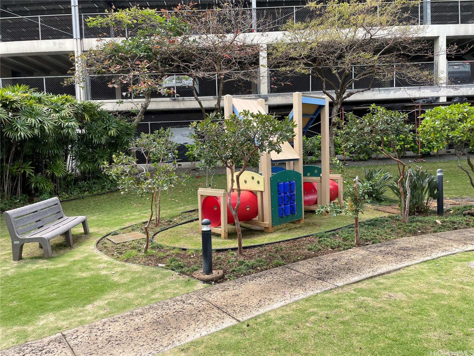 Photo 20 of 25