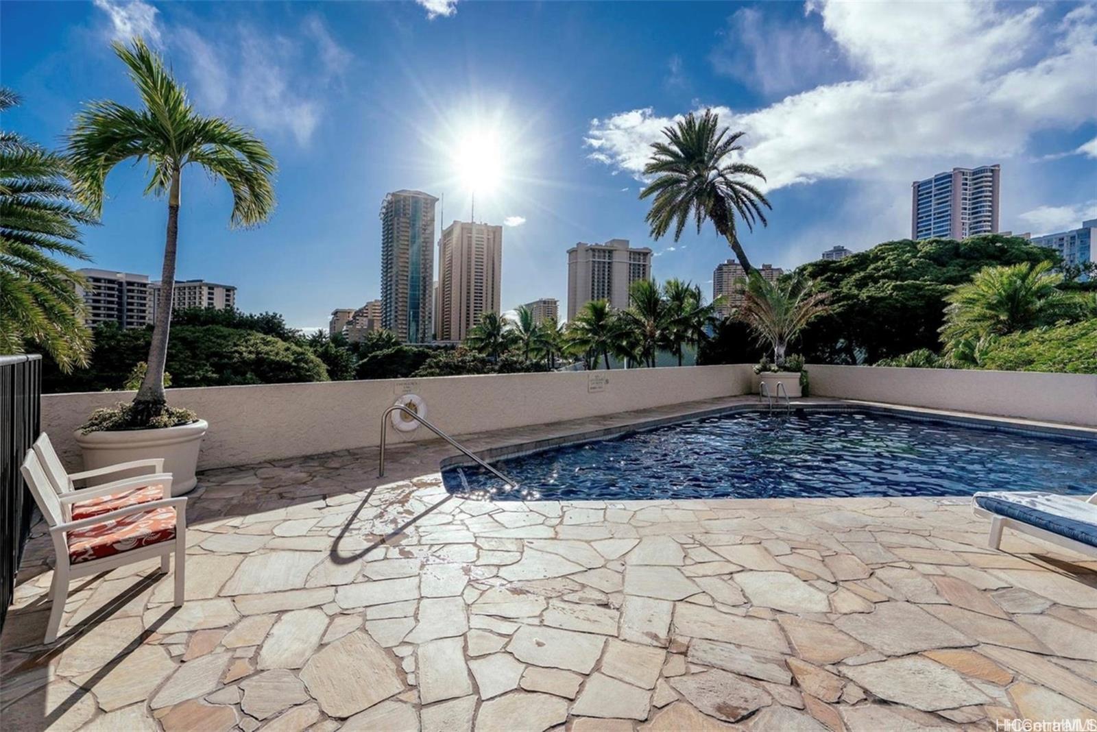 2045 Kalakaua Avenue  Unit 118