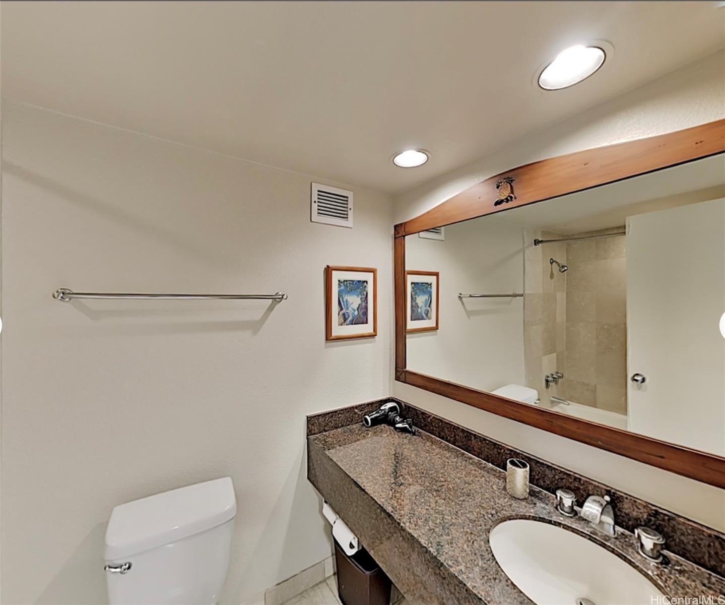 2045 Kalakaua Avenue  Unit 118