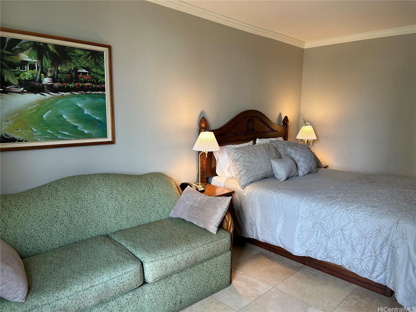 2045 Kalakaua Avenue  Unit 118