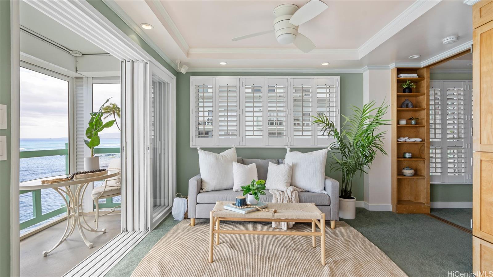 2957 Kalakaua Avenue  Unit 418