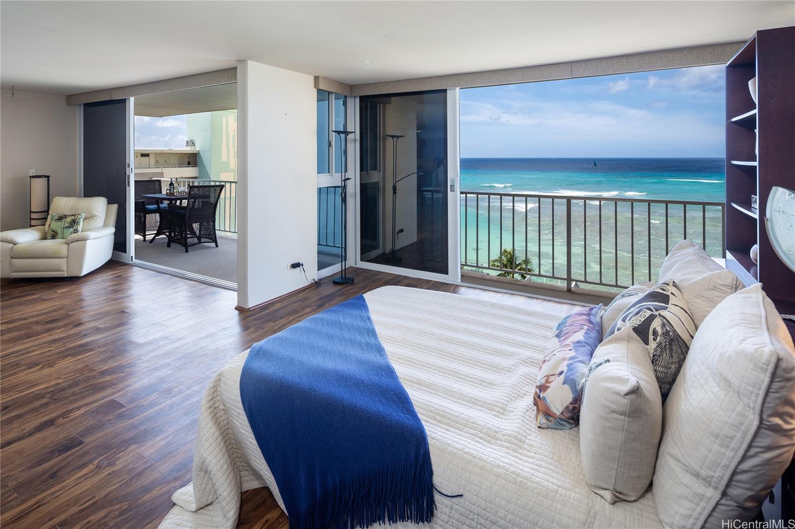 3056 Kalakaua Avenue  Unit PHW