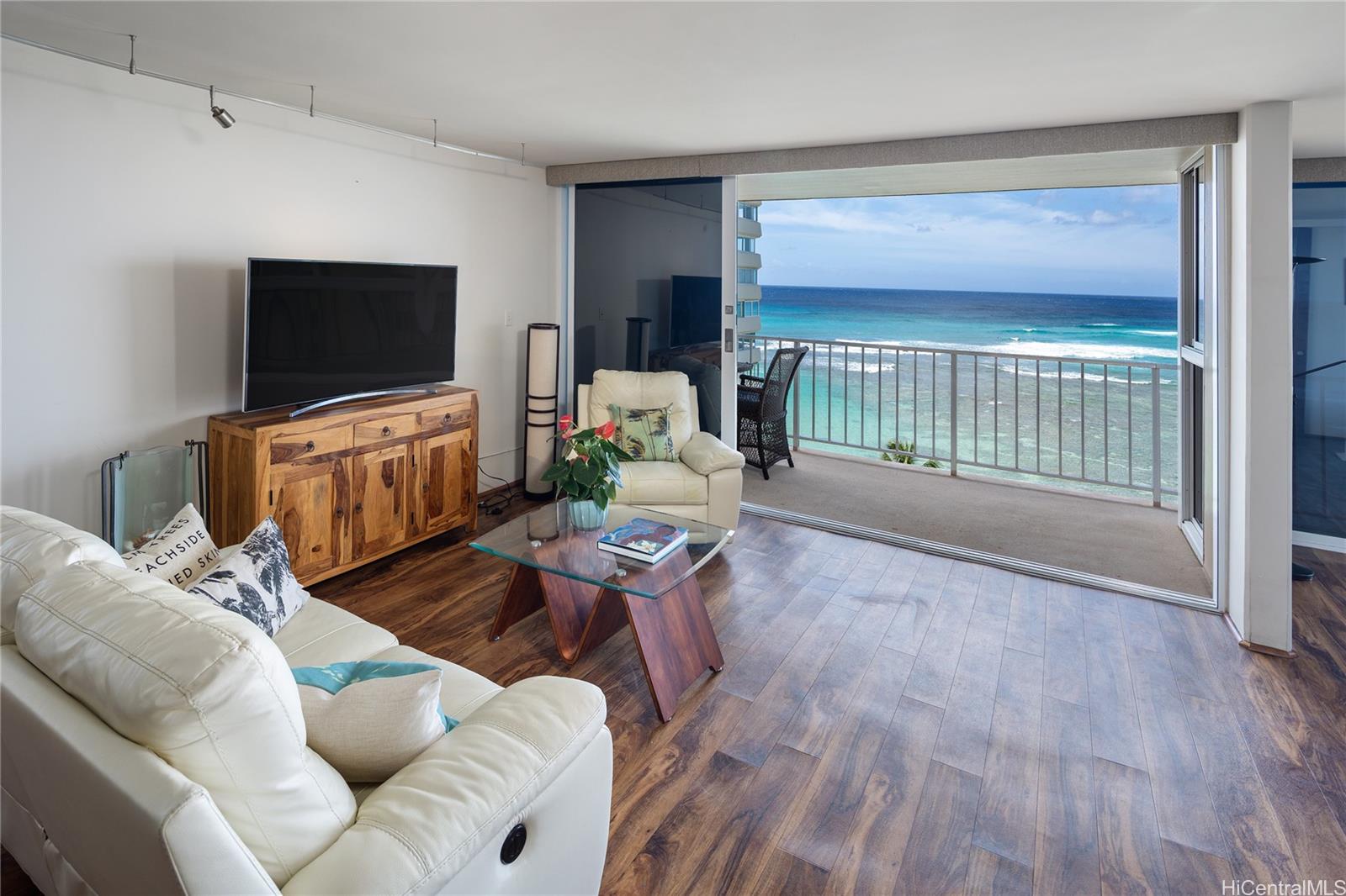 3056 Kalakaua Avenue  Unit PHW