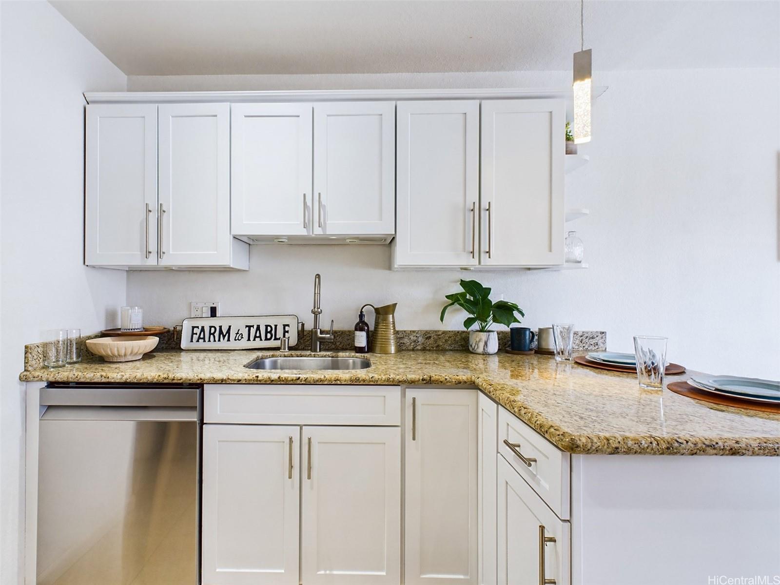 572 Mananai Place  Unit 20A