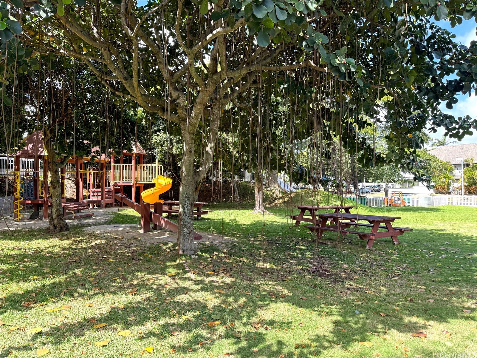 572 Mananai Place  Unit 20A