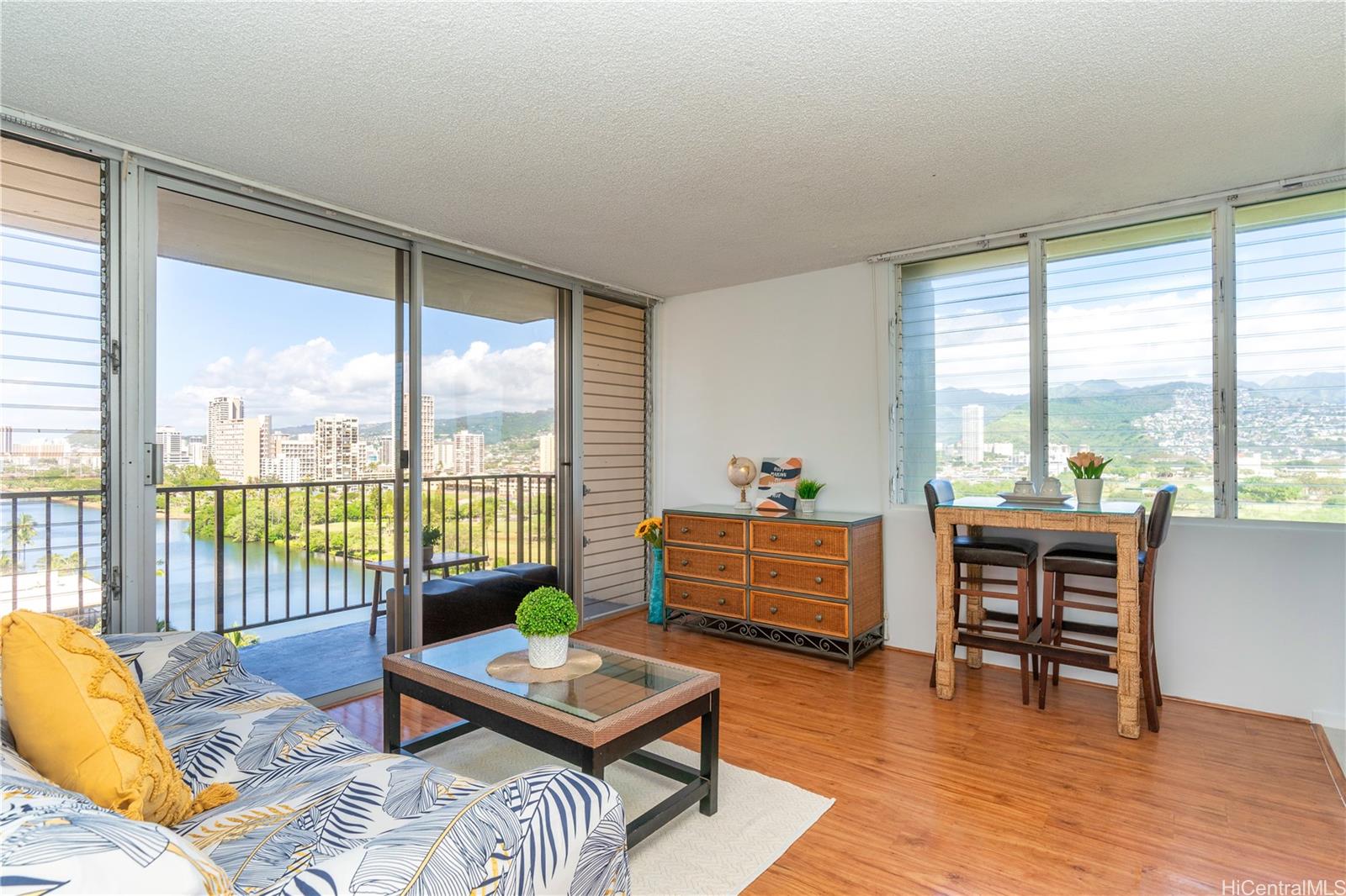 2345 Ala Wai Boulevard  Unit 1518