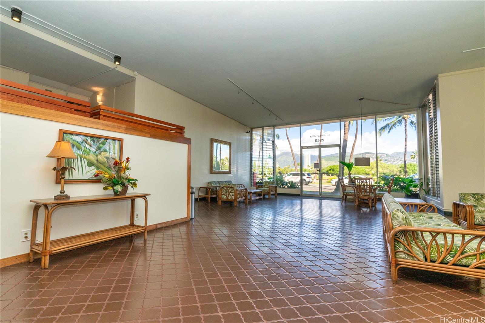 2345 Ala Wai Boulevard  Unit 1518