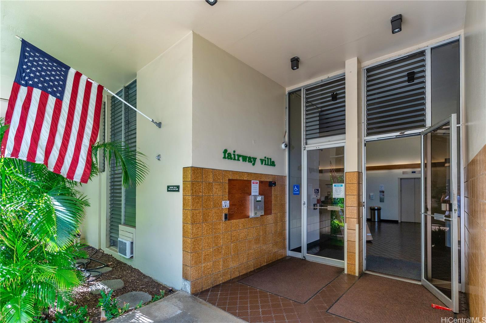 2345 Ala Wai Boulevard  Unit 1518