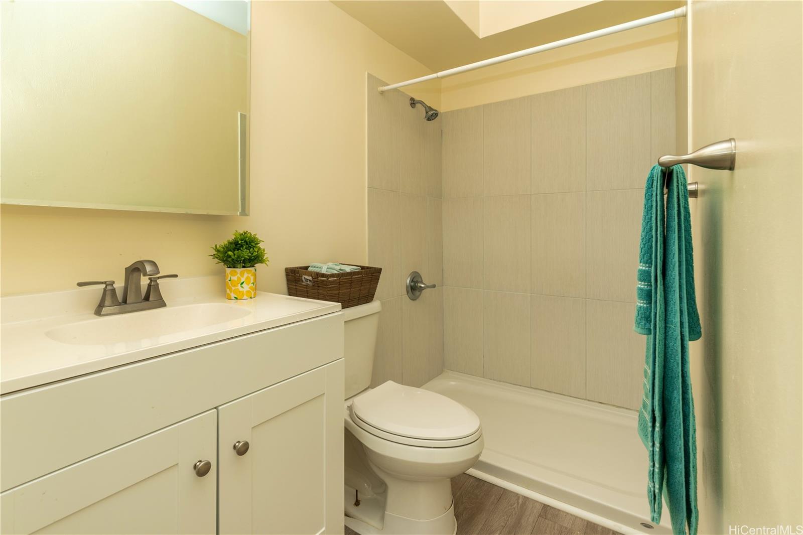 2345 Ala Wai Boulevard  Unit 1518