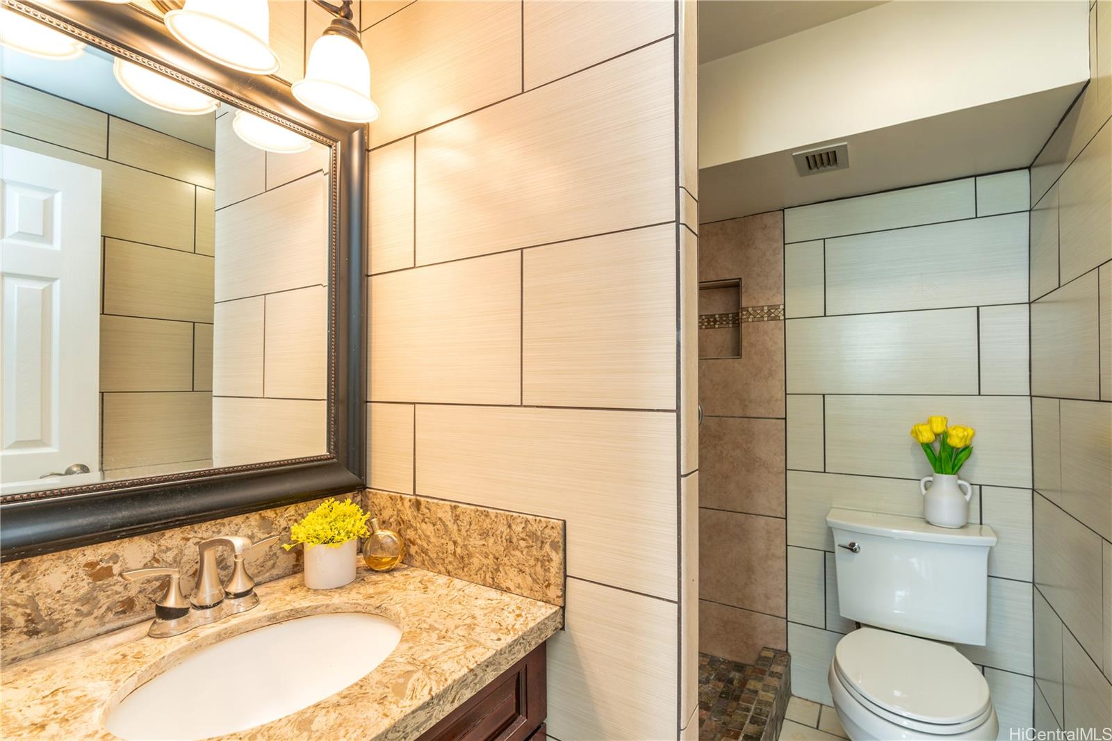 801 Ala Nioi Place  Unit 404
