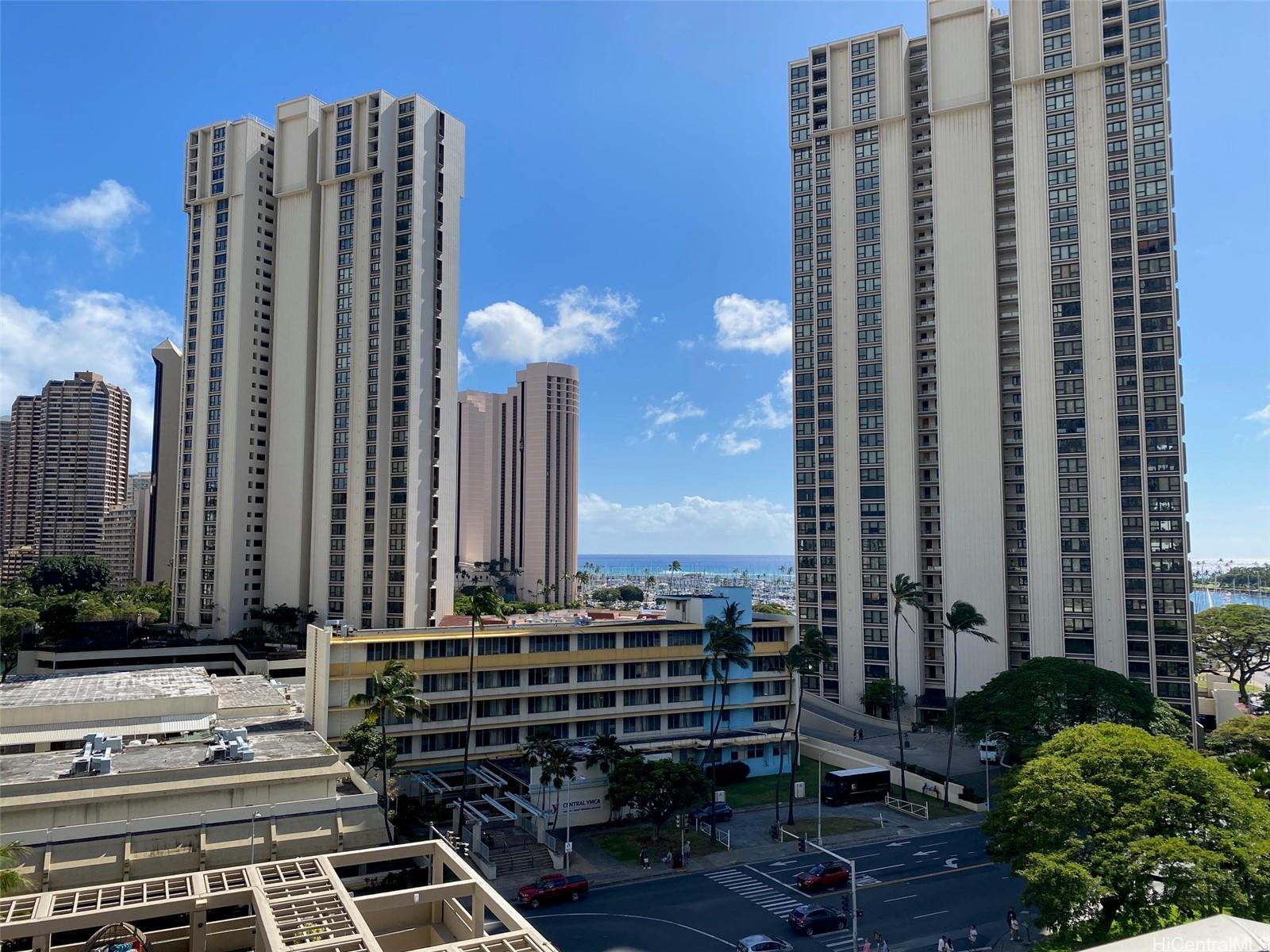 410 Atkinson Drive  Unit 811