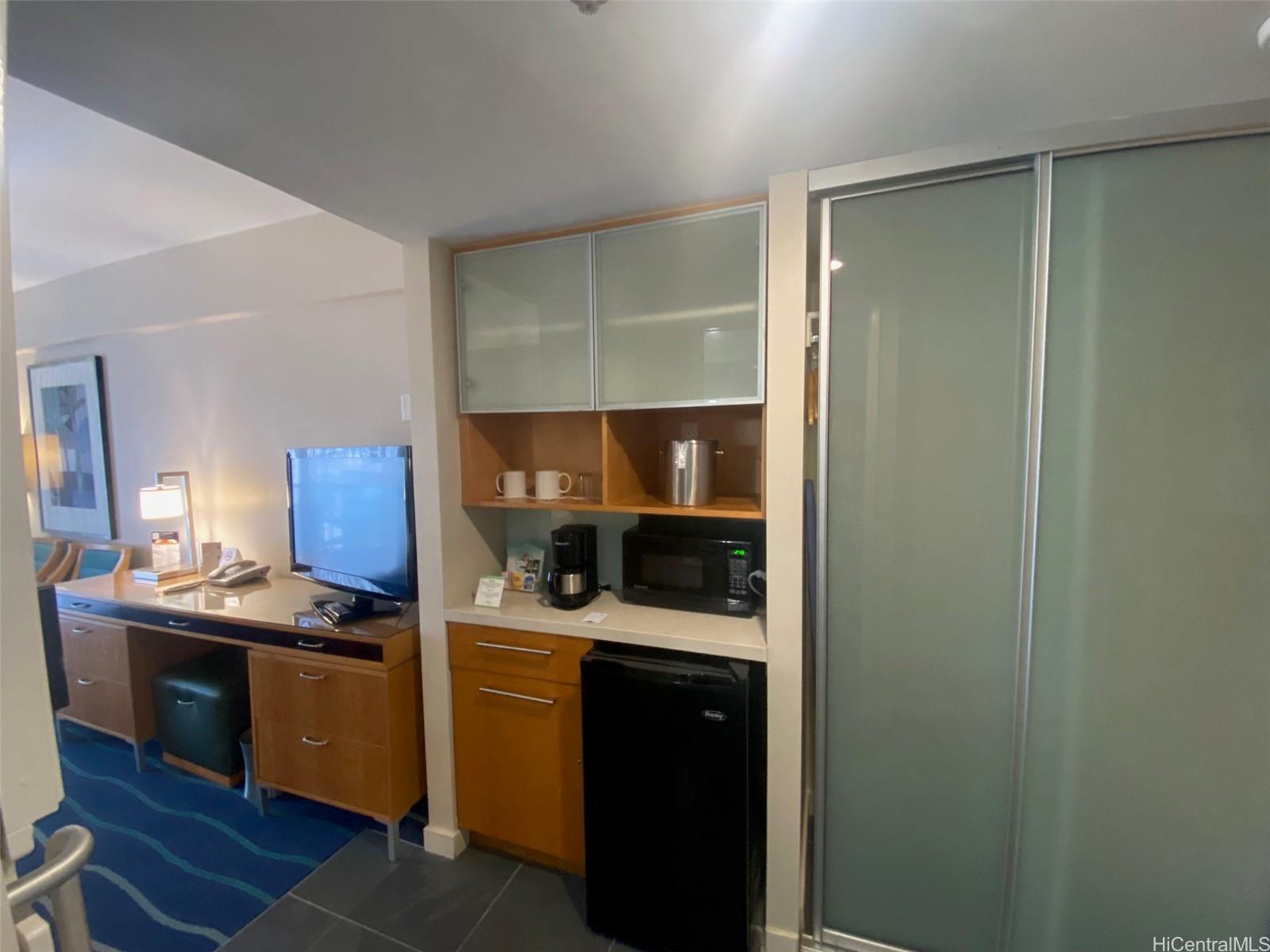 410 Atkinson Drive  Unit 811