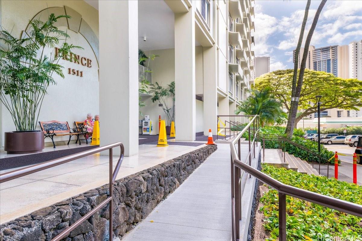 1511 Nuuanu Avenue  Unit 724
