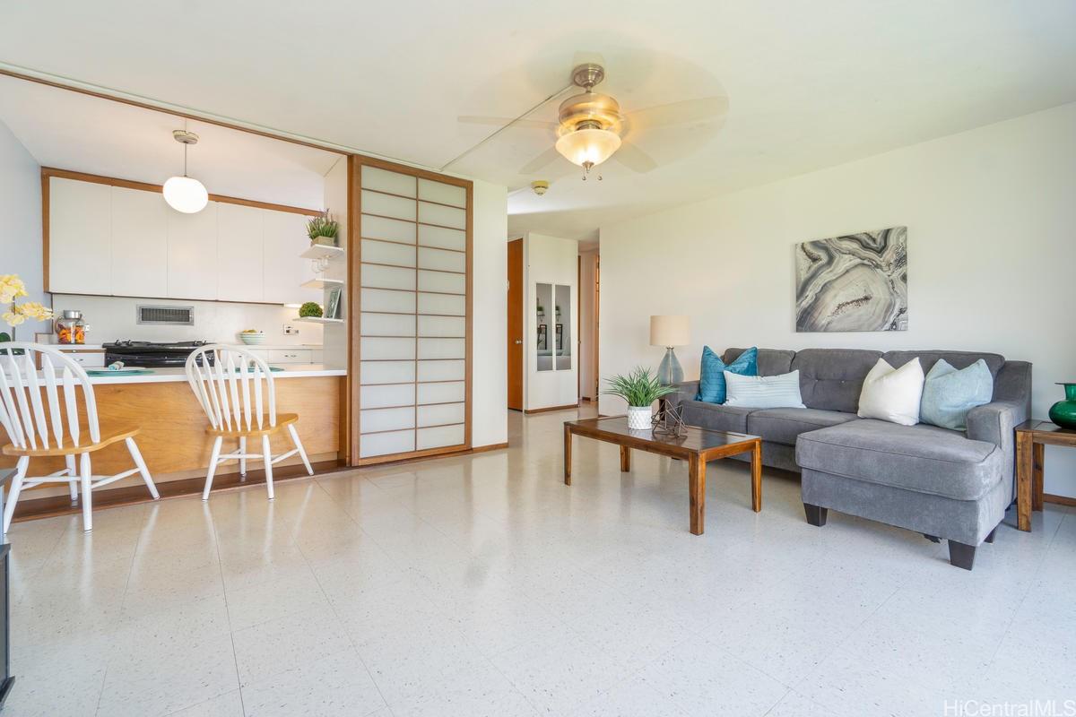1511 Nuuanu Avenue  Unit 724