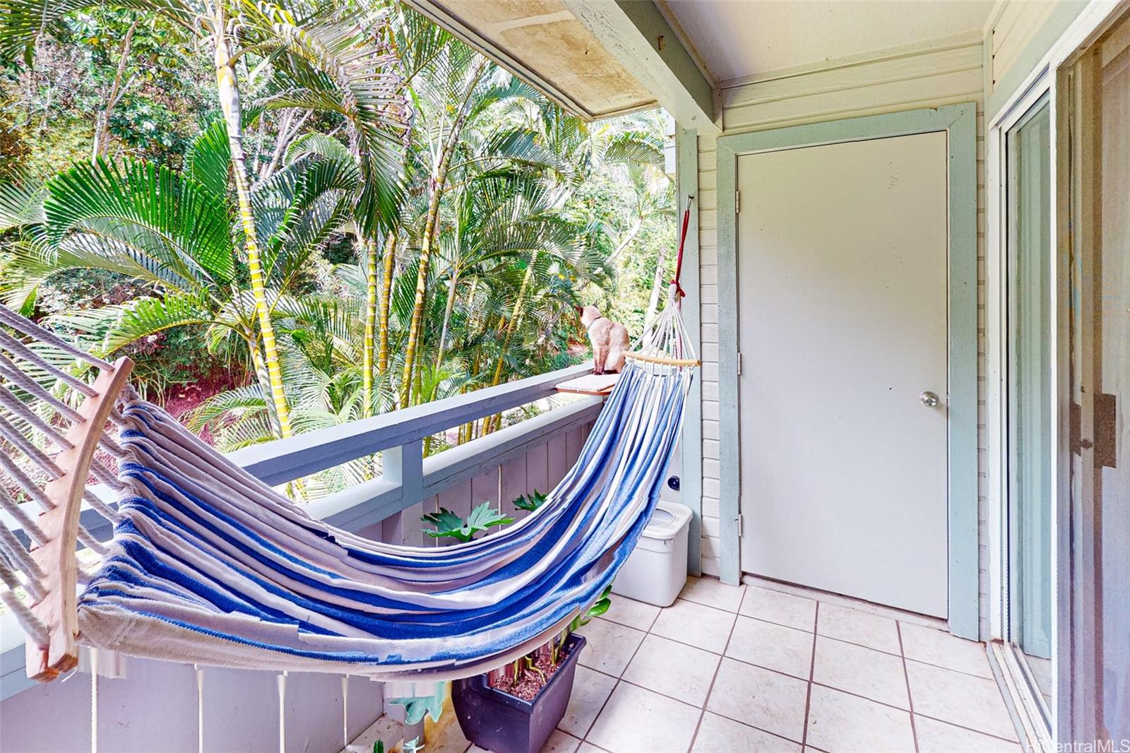 95-652 Wikao Street  Unit F203