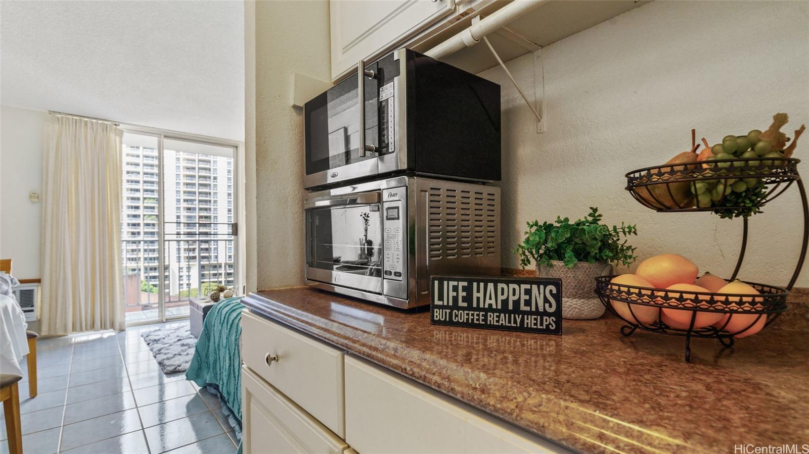 1920 Ala Moana Boulevard  Unit 712