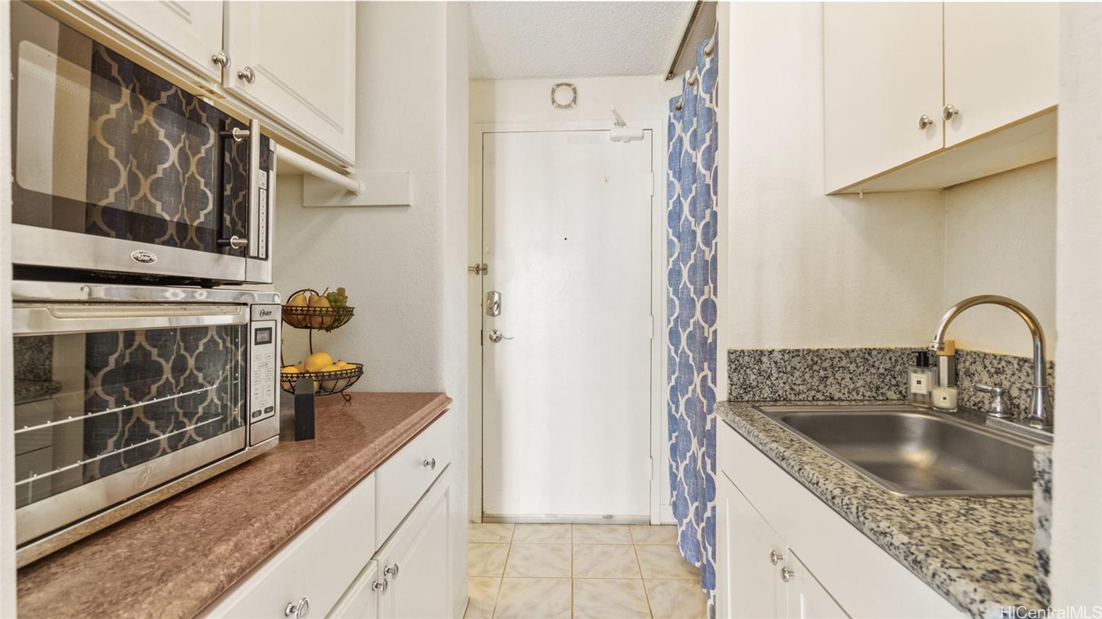 1920 Ala Moana Boulevard  Unit 712