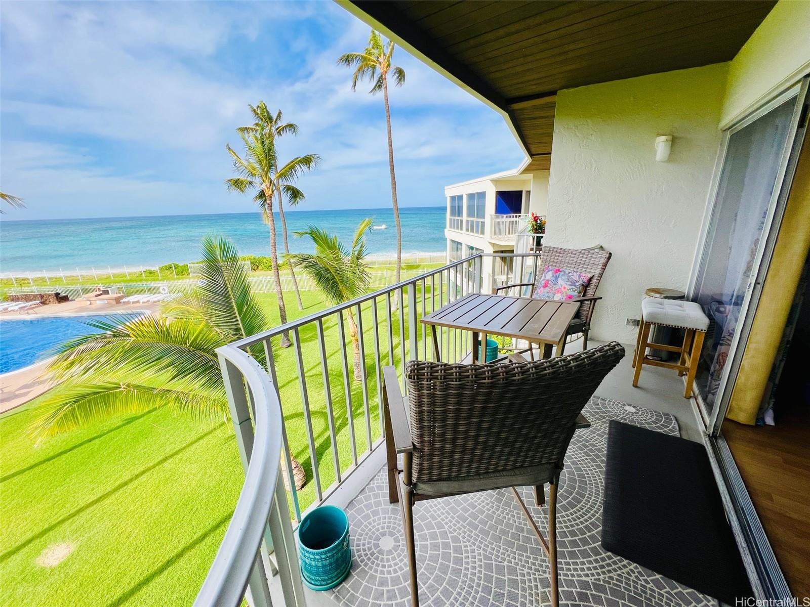 87-561 Farrington Highway  Unit 317