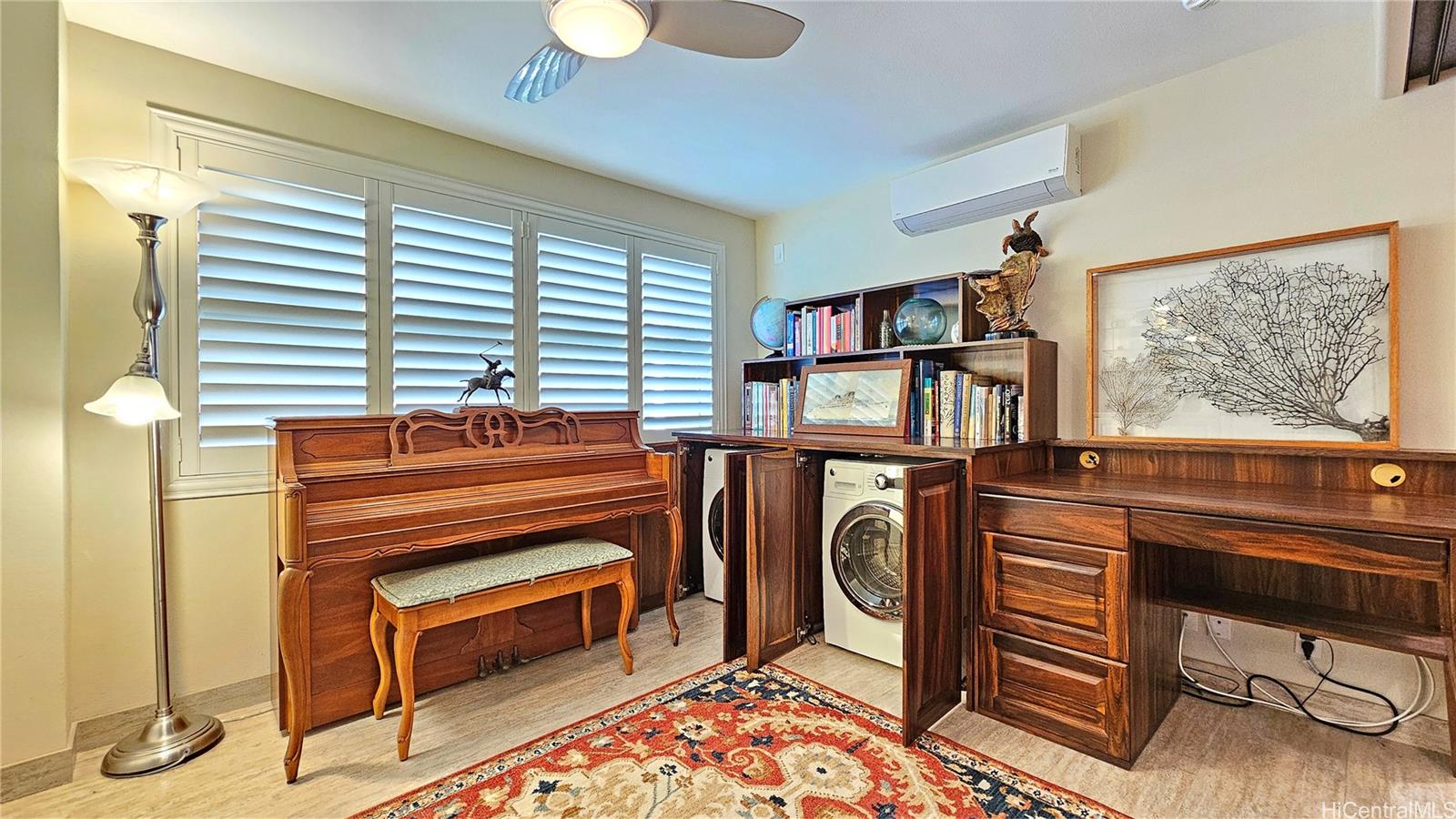 2999 Kalakaua Avenue  Unit 404