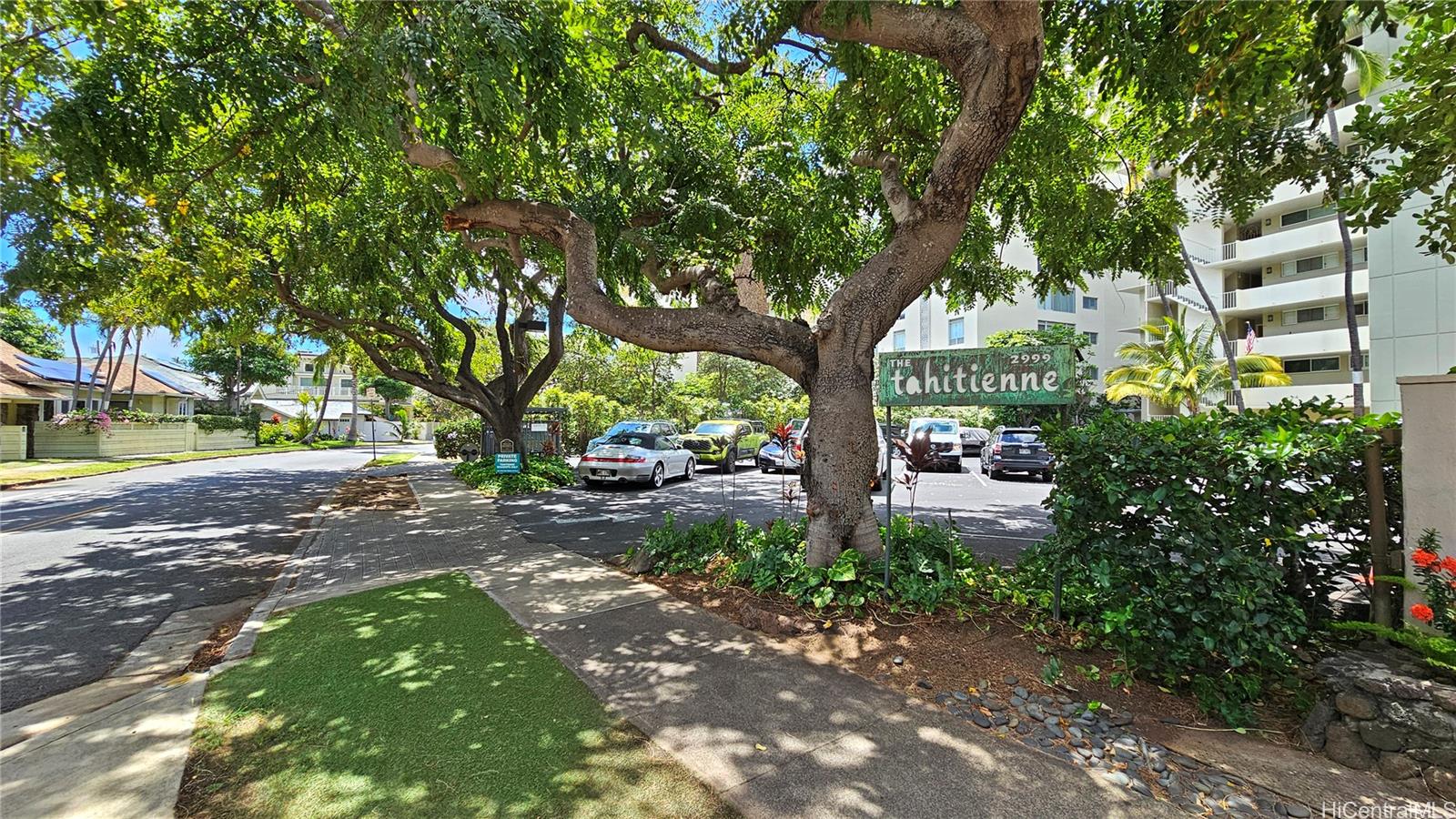 2999 Kalakaua Avenue  Unit 404