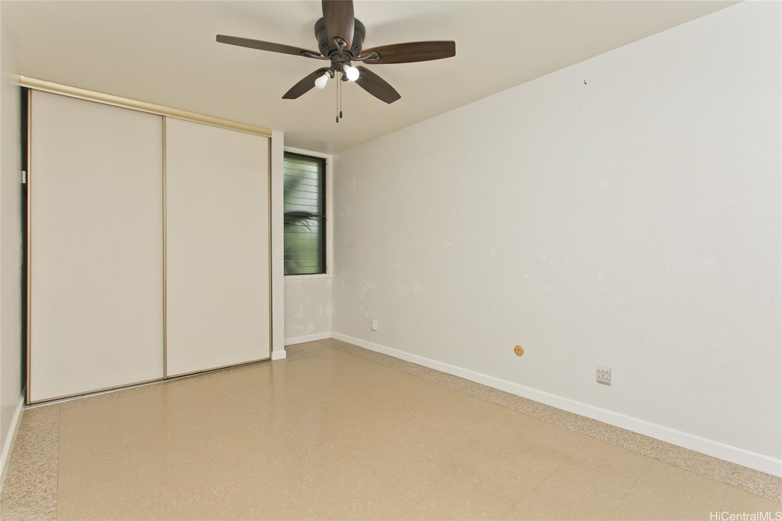 Photo 12 of 20