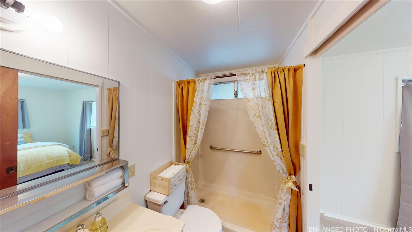Photo 9 of 15