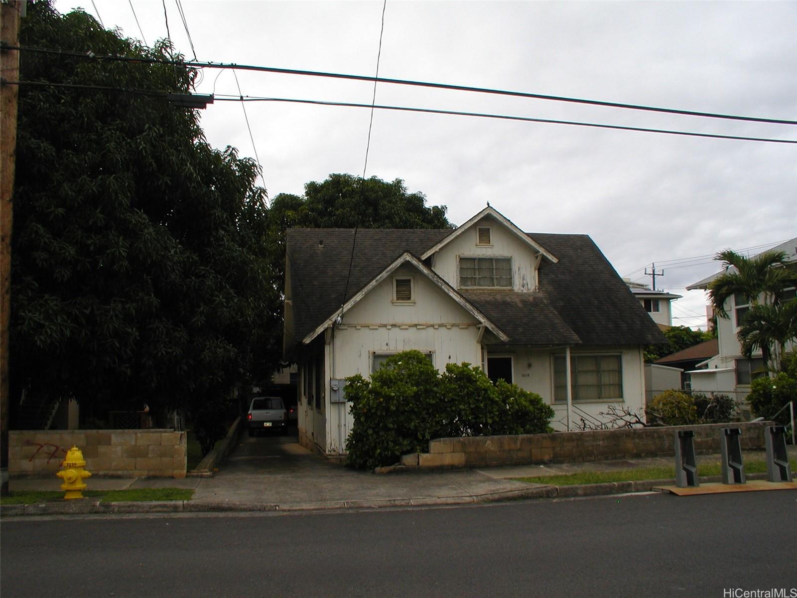 2013 Date Street